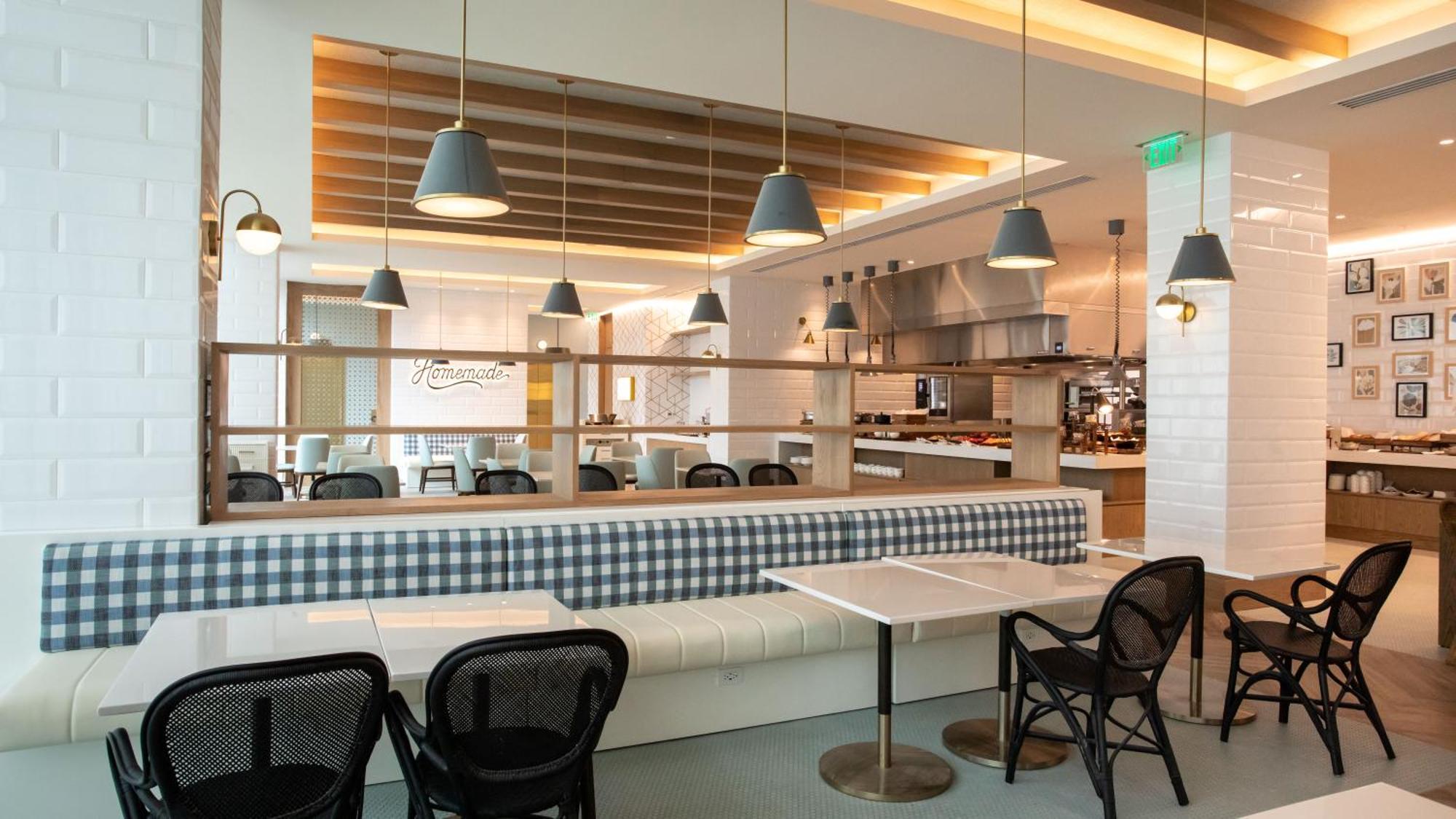 Courtyard By Marriott Santo Domingo Piantini Hotel Bagian luar foto