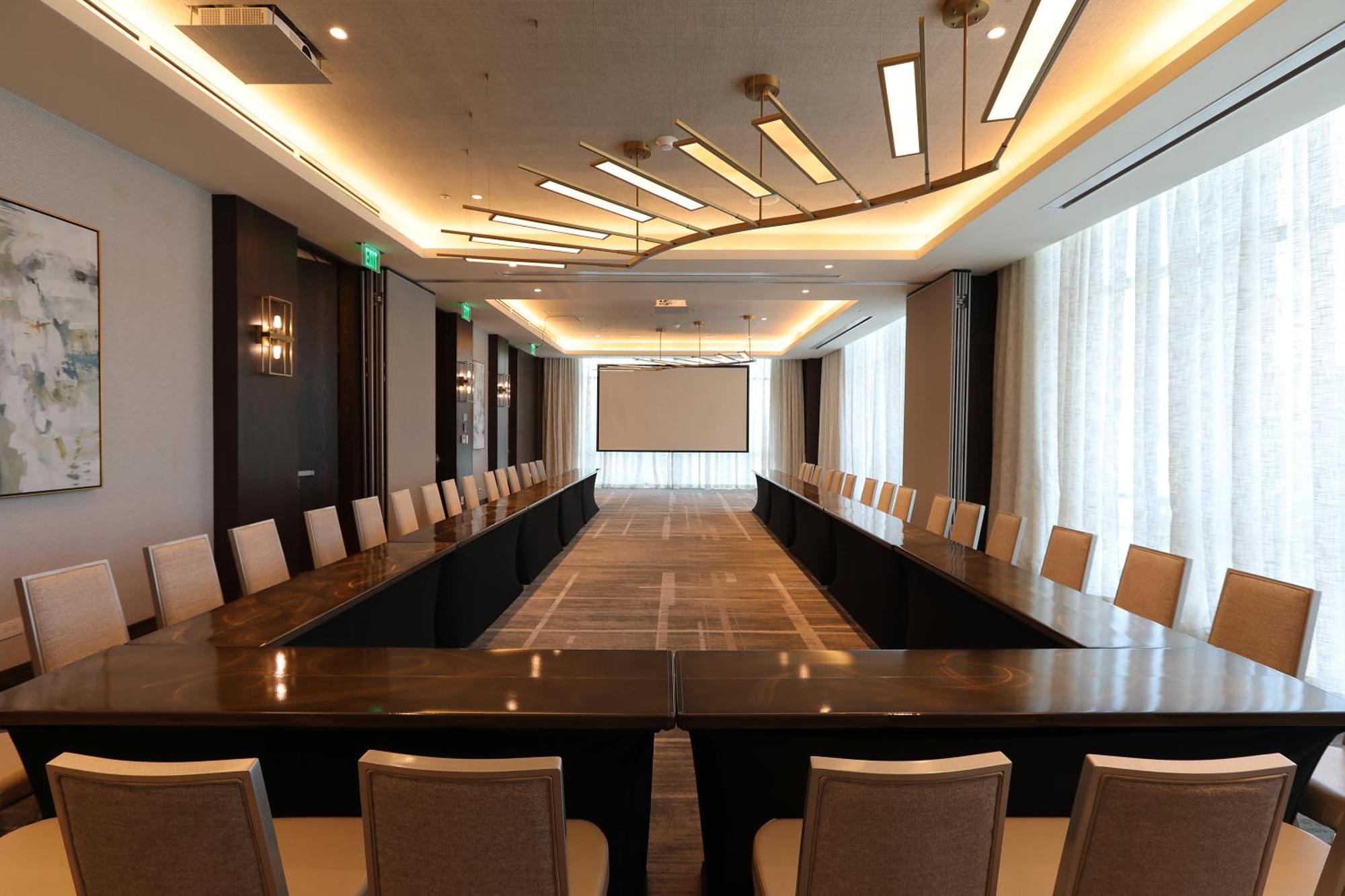 Courtyard By Marriott Santo Domingo Piantini Hotel Bagian luar foto