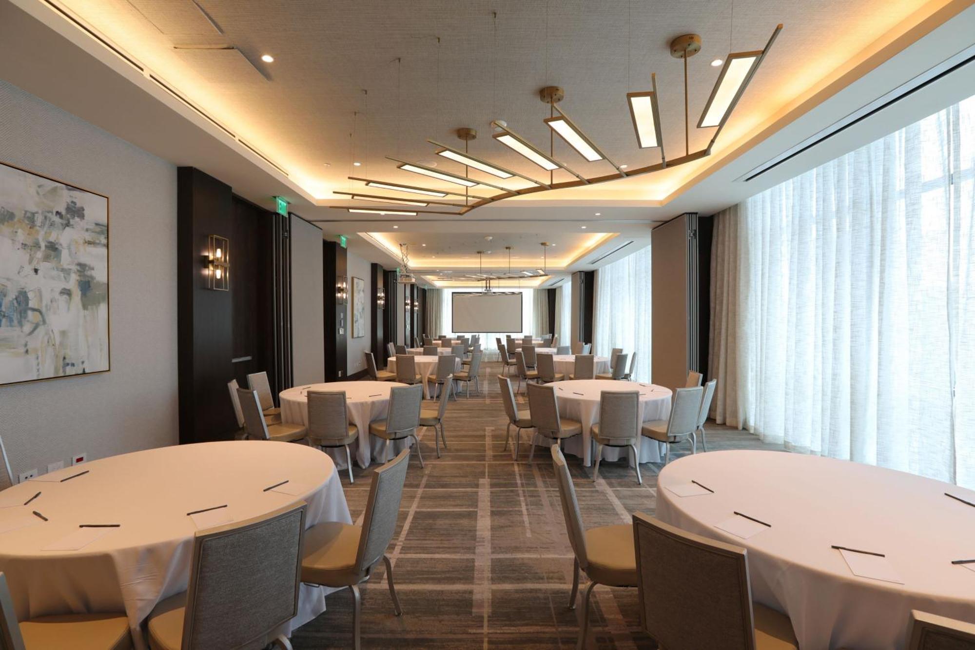 Courtyard By Marriott Santo Domingo Piantini Hotel Bagian luar foto